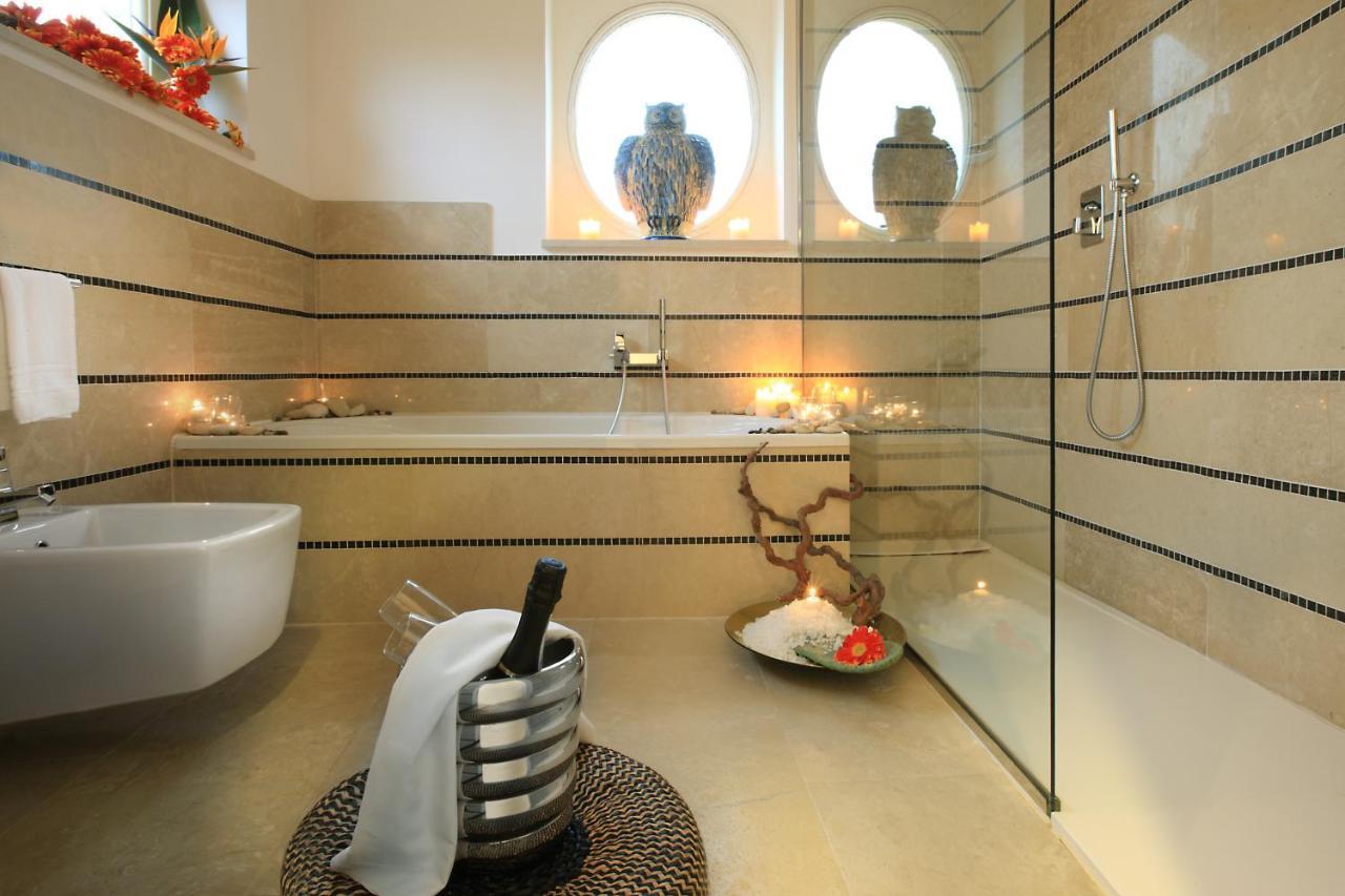 Borgo Di Luce I Monasteri Golf Resort & Spa Syracuse Exterior foto Bathroom